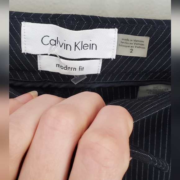 CALVIN KLEIN GRAY PINSTRIPE MODERN FIT DRESS WORK PANTS. - Picture 3 of 8